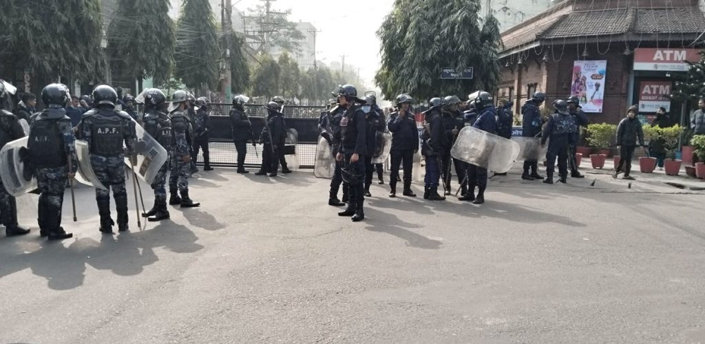 पर्साको वीरगञ्ज महानगर क्षेत्रभित्र अनिश्चितकालीन कर्फ्यु